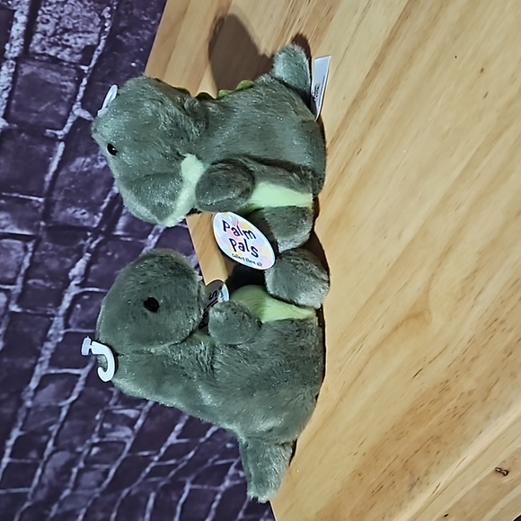 Palm Pals  Bundle Alligator & Dino - Picture 3 of 7